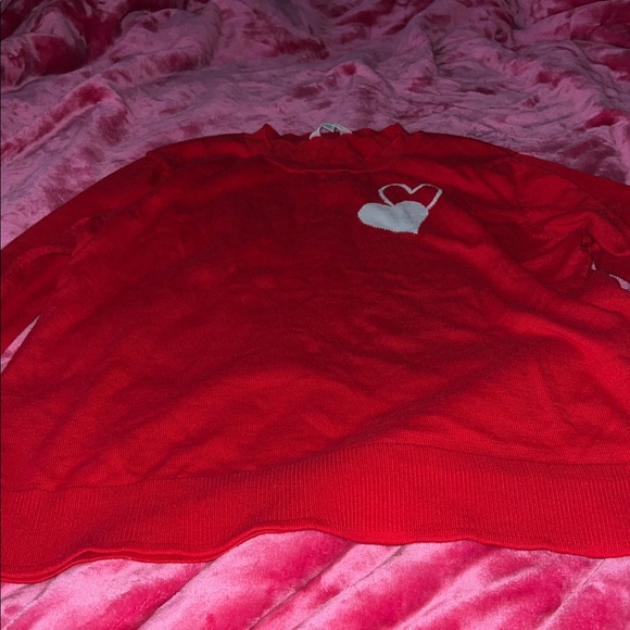 Time and Tru Red Sweater with Heart Design - Picture 1 of 8